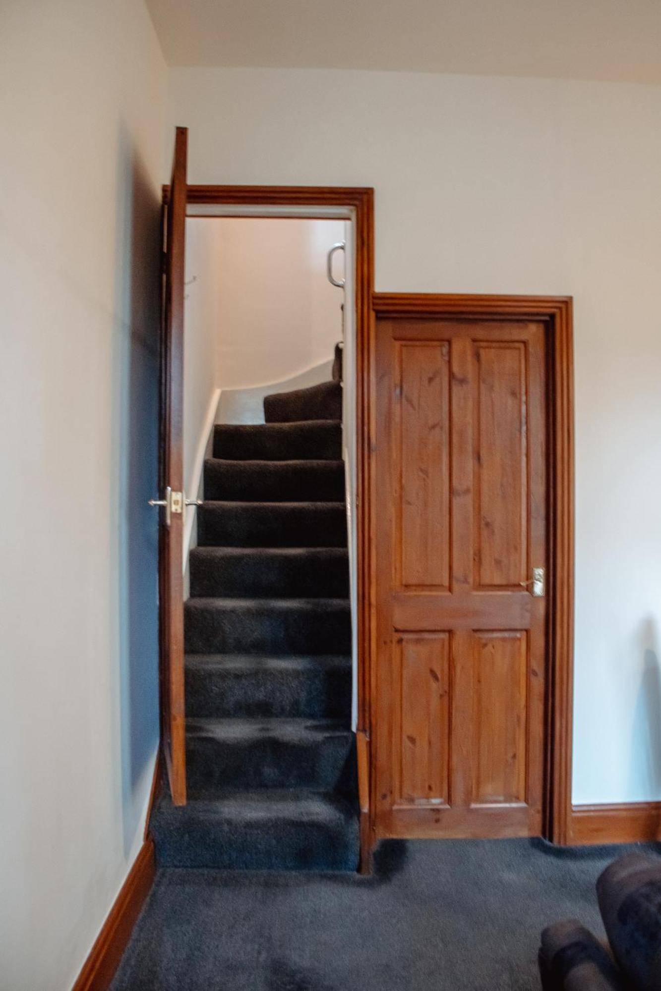 Rustic In Heart Of Town Holiday home