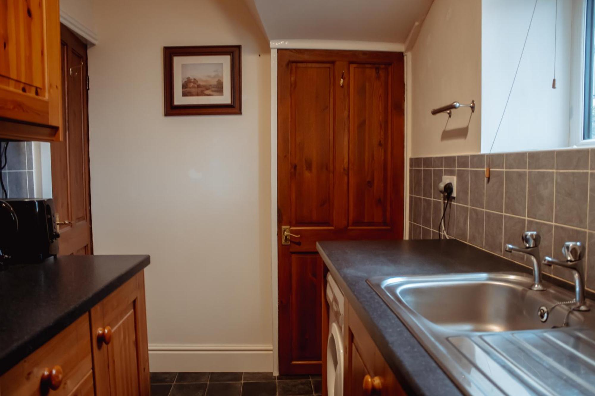 Rustic In Heart Of Town Holiday home