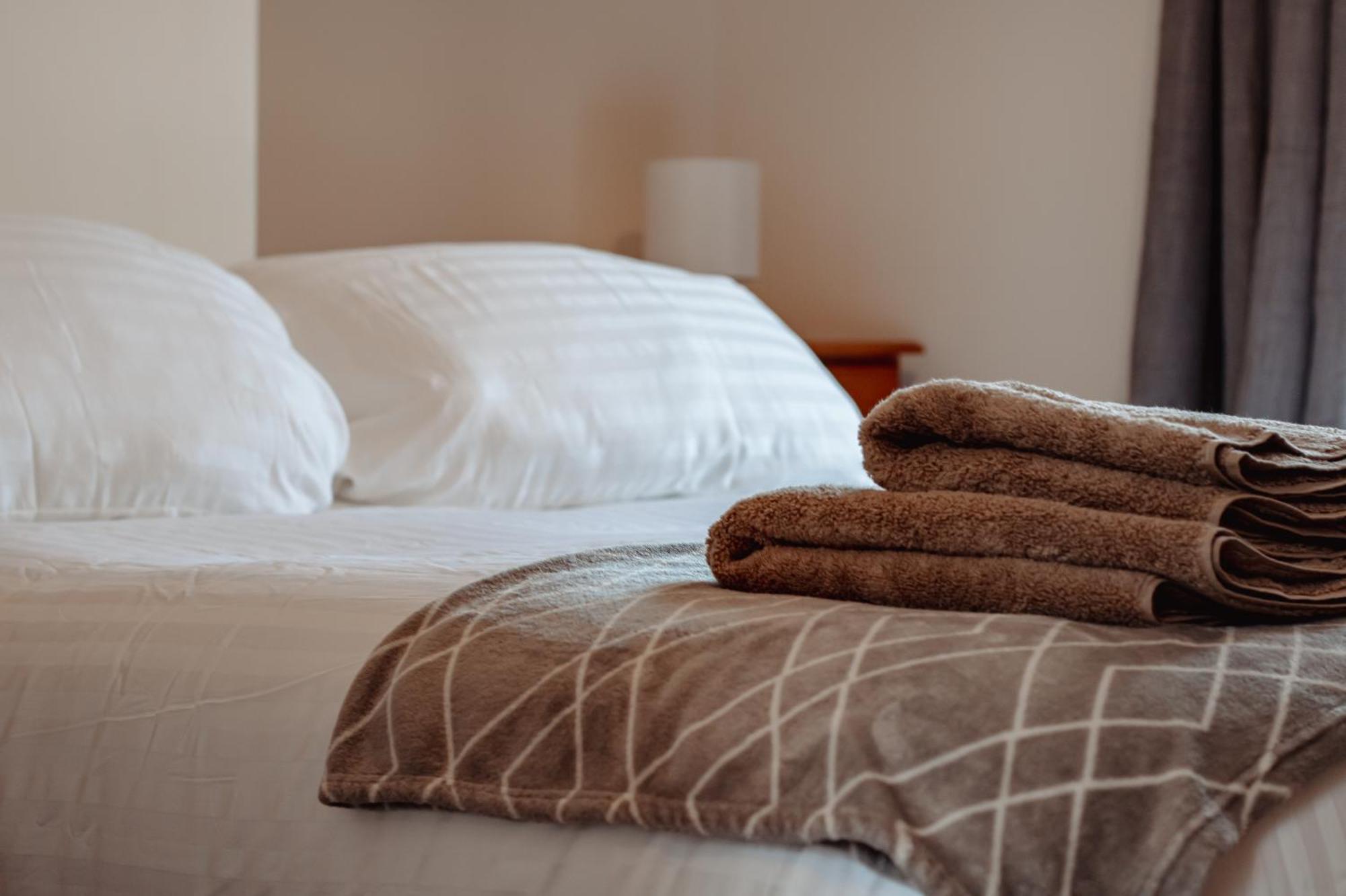 Rustic In Heart Of Town Holiday home